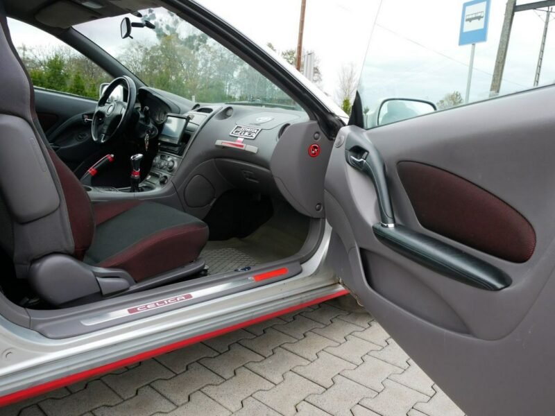 Toyota Celica 1.8 16V VVT-i 143KM -Po remoncie +Fantazja na wyposażeniu -Zobacz VII (1999-2006)