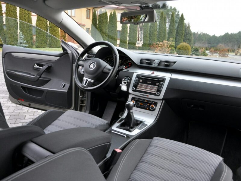 Volkswagen Passat CC 2.0T(200KM)*Welur*El.Fotel*2xParktronik*Duże Radio*I Wł*Alu17"ASO