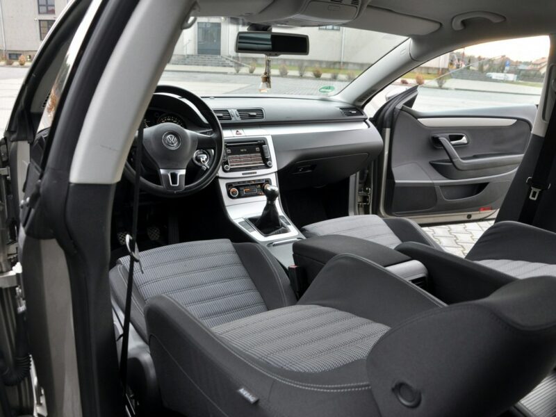 Volkswagen Passat CC 2.0T(200KM)*Welur*El.Fotel*2xParktronik*Duże Radio*I Wł*Alu17"ASO