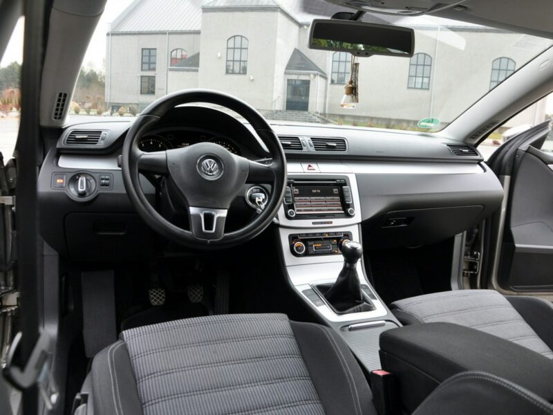 Volkswagen Passat CC 2.0T(200KM)*Welur*El.Fotel*2xParktronik*Duże Radio*I Wł*Alu17"ASO