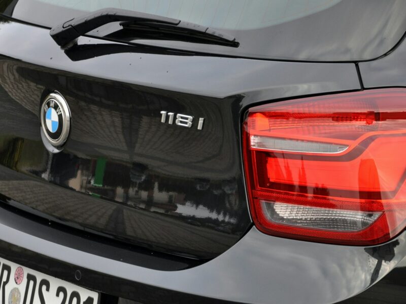 BMW 118 1.6i(170KM)*Lift*Xenon*Led*Duża Navi*Parktronik*I Wł*Alu17"ASO BMW F20/F21 (2011-)