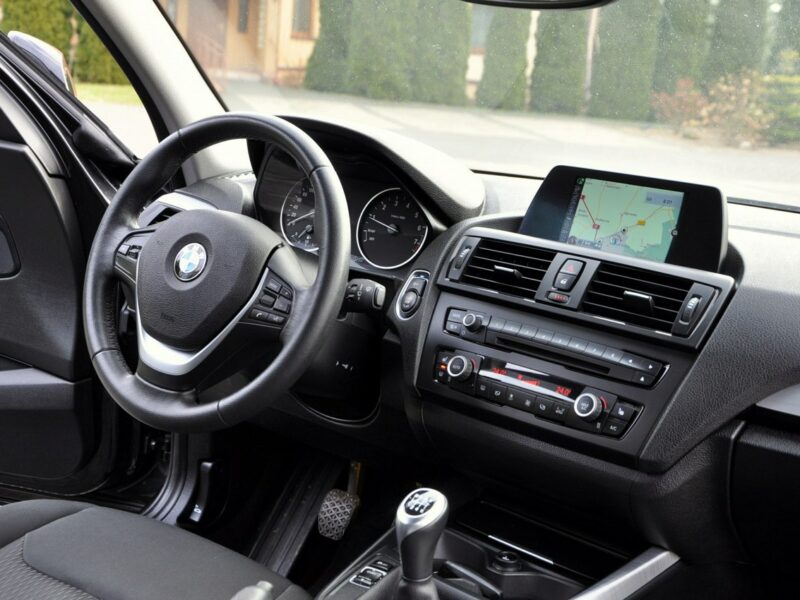 BMW 118 1.6i(170KM)*Lift*Xenon*Led*Duża Navi*Parktronik*I Wł*Alu17"ASO BMW F20/F21 (2011-)