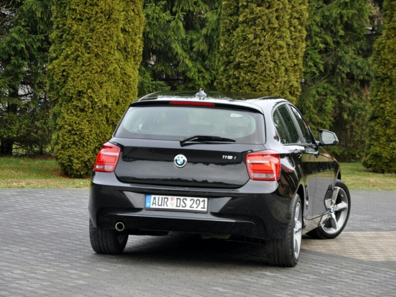 BMW 118 1.6i(170KM)*Lift*Xenon*Led*Duża Navi*Parktronik*I Wł*Alu17"ASO BMW F20/F21 (2011-)