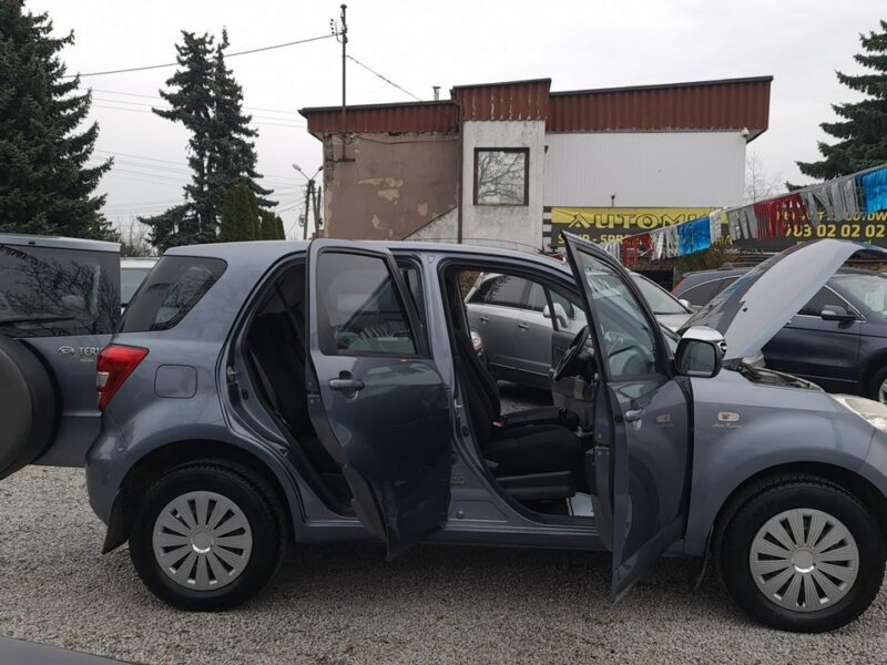 Daihatsu Terios -SPRZEDANY- 4X4 ,super stan!Klima , Hak ,N.Sprzęgło,Oleje,Filtry II (2006-)