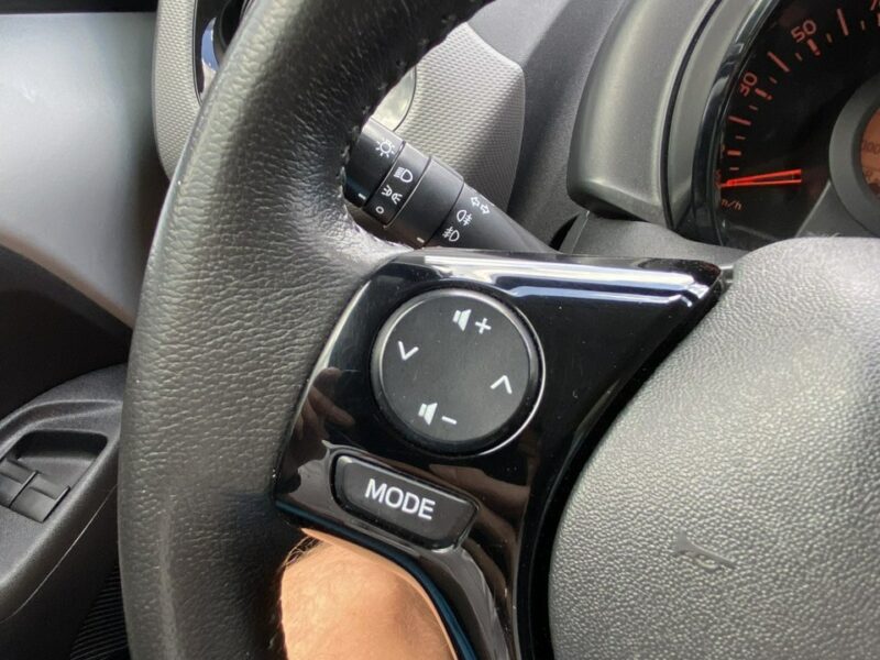 Peugeot 108 Style ,Kamera, Podgrzewane fotele, Gwarancja