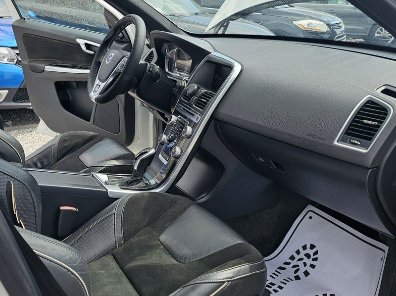 Volvo XC 60 - SPRZEDANY- R-Design D4* NiskiPrzebieg 206 Tyś *Gwarancja w cenie * I (2008-2017)