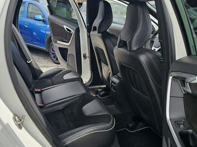 Volvo XC 60 - SPRZEDANY- R-Design D4* NiskiPrzebieg 206 Tyś *Gwarancja w cenie * I (2008-2017)