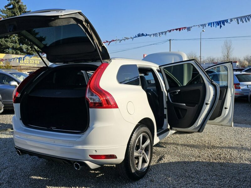 Volvo XC 60 R-Design D4* NiskiPrzebieg 206 Tyś *Gwarancja w cenie *Możliwa ZAMIANA I (2008-2017)