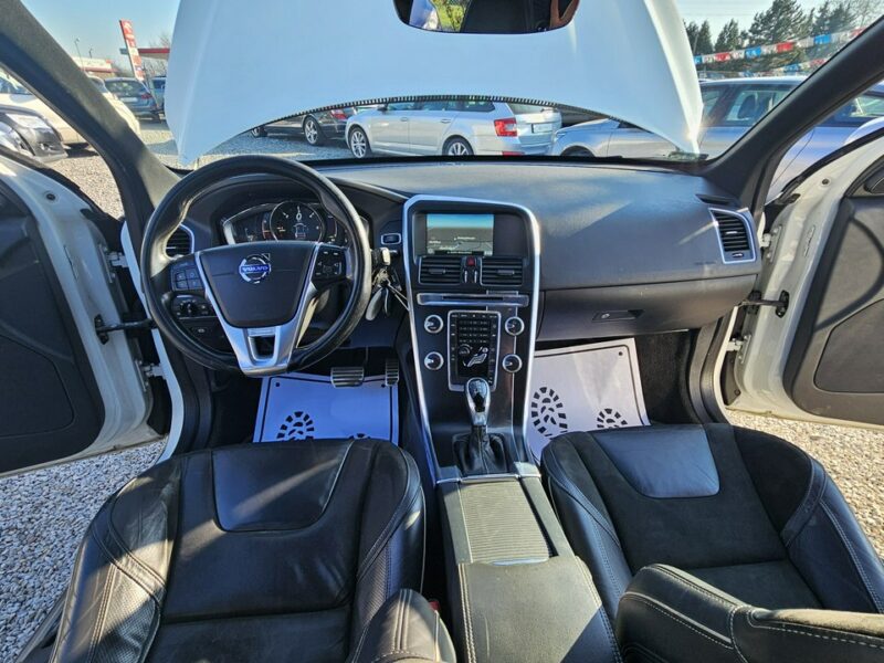 Volvo XC 60 R-Design D4* NiskiPrzebieg 206 Tyś *Gwarancja w cenie *Możliwa ZAMIANA I (2008-2017)