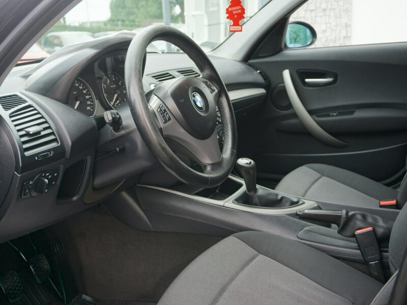 BMW 116 1.6 Benzyna 116KM zarejestrowane i ubezpieczone w kraju, E87 (2004-2013)