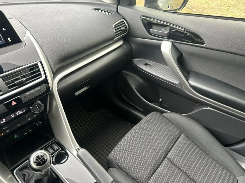 Mitsubishi Eclipse Cross 1.5 benzyna VI (2018-)
