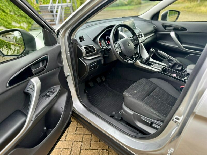 Mitsubishi Eclipse Cross 1.5 benzyna VI (2018-)