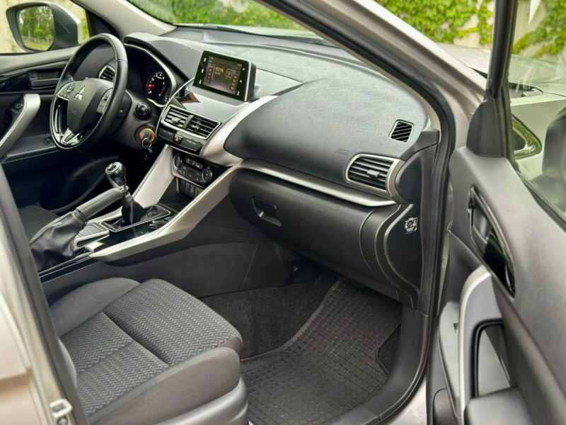 Mitsubishi Eclipse Cross 1.5 benzyna VI (2018-)