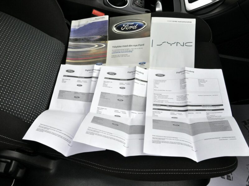 Ford S-Max 2,0TDCi 163KM Titanium/Navi/LED/Serwis/Alu/Parktronic/Model2015/7fotel I (2006-2015)