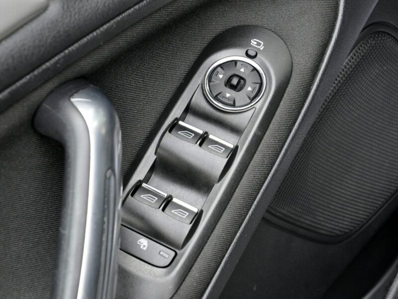 Ford S-Max 2,0TDCi 163KM Titanium/Navi/LED/Serwis/Alu/Parktronic/Model2015/7fotel I (2006-2015)