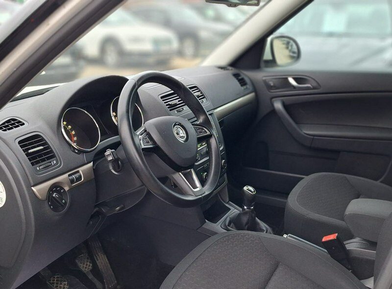 Škoda Yeti Panorama xsenon ledy super stan navi nowy rozrząd I (2009-)