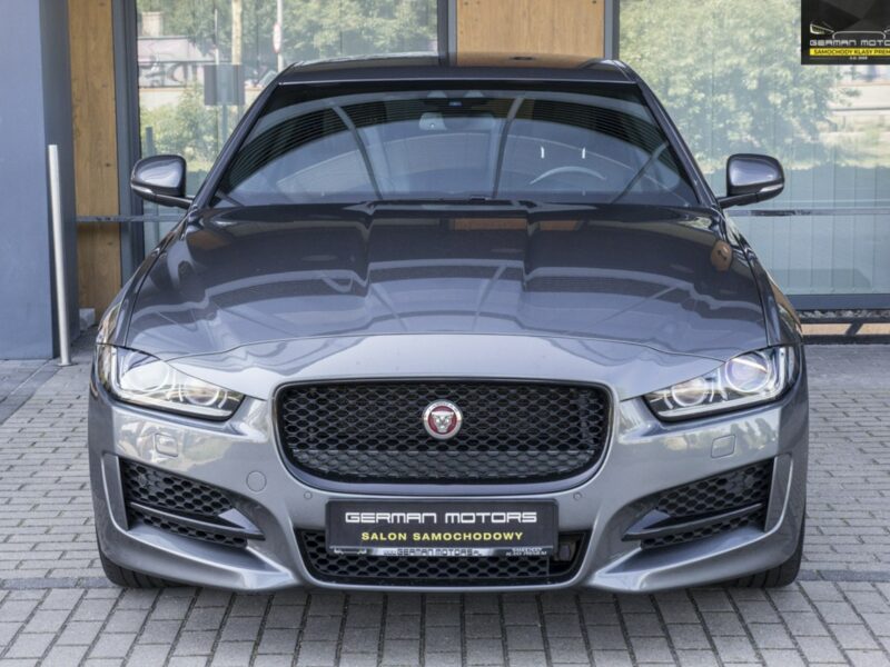Jaguar XE R-SPORT / AWD / Ledy / Meridian / Virtual / Bezwypadkowy / Stan BDB !! I (2014-)