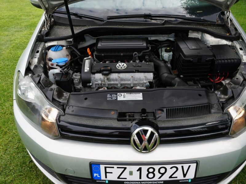 Volkswagen Golf z Niemiec zarejestrowany . Gwarancja VI (2008-2012)