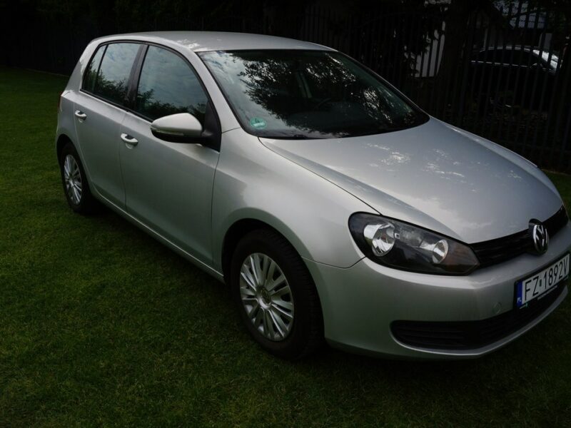 Volkswagen Golf z Niemiec zarejestrowany . Gwarancja VI (2008-2012)
