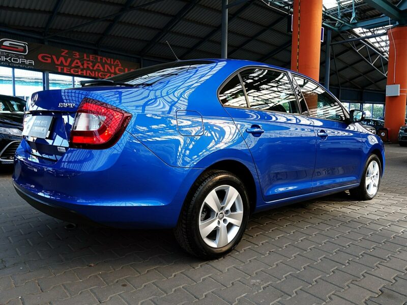 Škoda RAPID LED+PODGRZEWANE Fotele+Parktronik 3Lata GWARANCJA 1wł Kraj Bezwypad