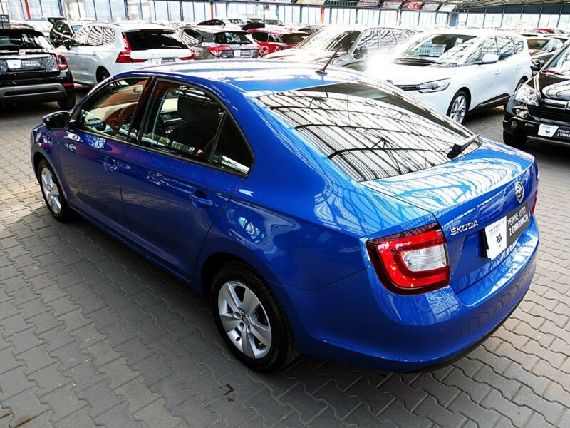 Škoda RAPID LED+PODGRZEWANE Fotele+Parktronik 3Lata GWARANCJA 1wł Kraj Bezwypad