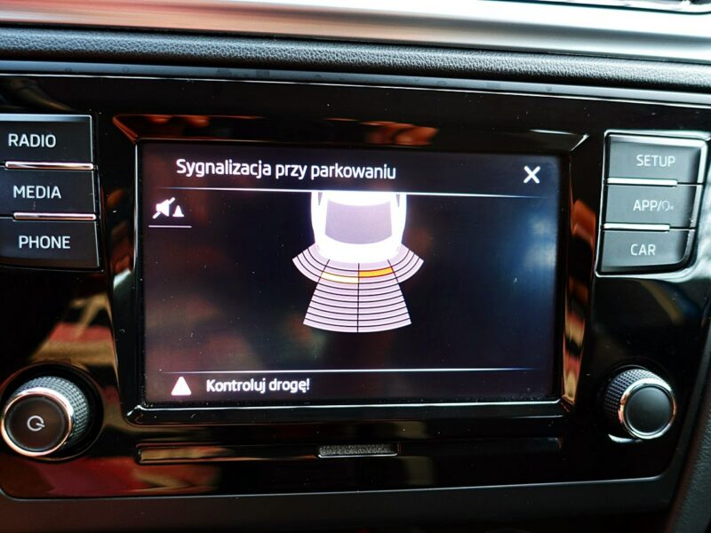 Škoda RAPID LED+PODGRZEWANE Fotele+Parktronik 3Lata GWARANCJA 1wł Kraj Bezwypad