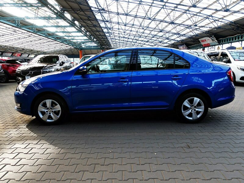 Škoda RAPID LED+PODGRZEWANE Fotele+Parktronik 3Lata GWARANCJA 1wł Kraj Bezwypad