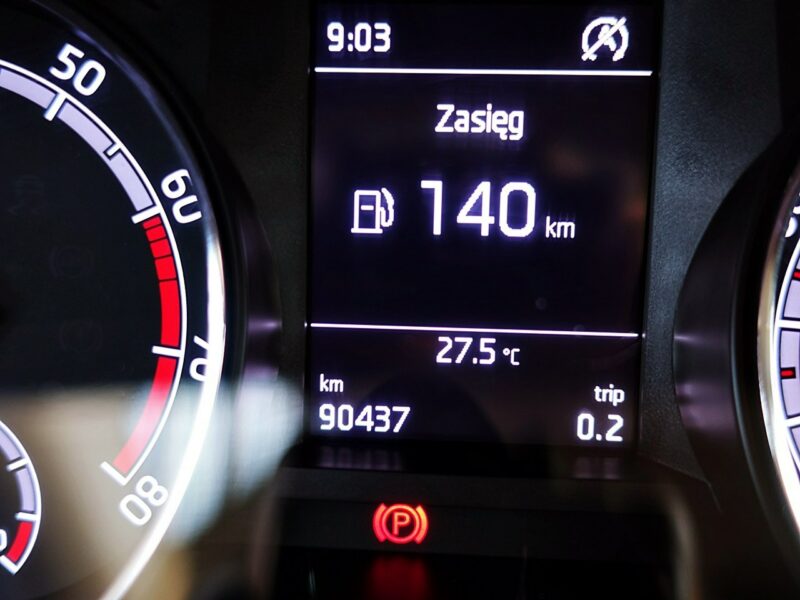 Škoda RAPID LED+PODGRZEWANE Fotele+Parktronik 3Lata GWARANCJA 1wł Kraj Bezwypad