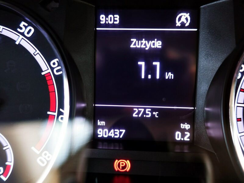 Škoda RAPID LED+PODGRZEWANE Fotele+Parktronik 3Lata GWARANCJA 1wł Kraj Bezwypad