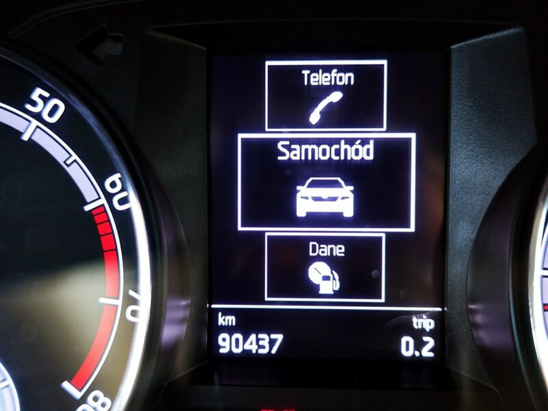 Škoda RAPID LED+PODGRZEWANE Fotele+Parktronik 3Lata GWARANCJA 1wł Kraj Bezwypad