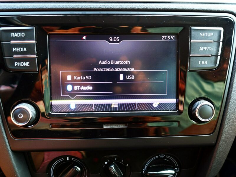 Škoda RAPID LED+PODGRZEWANE Fotele+Parktronik 3Lata GWARANCJA 1wł Kraj Bezwypad