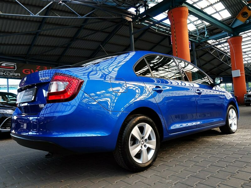 Škoda RAPID LED+PODGRZEWANE Fotele+Parktronik 3Lata GWARANCJA 1wł Kraj Bezwypad