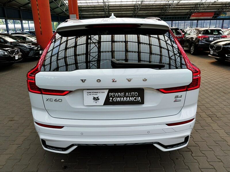 Volvo XC 60 R-DESING+Skóra+Harman/Kardon+NAVI 1WŁ KRAJ 3Lata GWARANCJA Bezwyp F23% II (2017-)