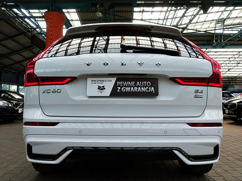 Volvo XC 60 R-DESING+Skóra+Harman/Kardon+NAVI 1WŁ KRAJ 3Lata GWARANCJA Bezwyp F23% II (2017-)