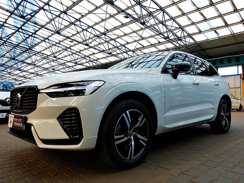 Volvo XC 60 R-DESING+Skóra+Harman/Kardon+NAVI 1WŁ KRAJ 3Lata GWARANCJA Bezwyp F23% II (2017-)