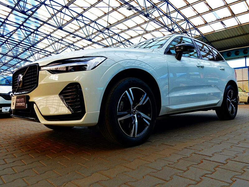 Volvo XC 60 R-DESING+Skóra+Harman/Kardon+NAVI 1WŁ KRAJ 3Lata GWARANCJA Bezwyp F23% II (2017-)