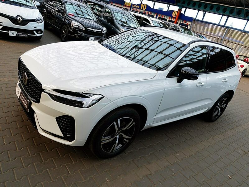 Volvo XC 60 R-DESING+Skóra+Harman/Kardon+NAVI 1WŁ KRAJ 3Lata GWARANCJA Bezwyp F23% II (2017-)