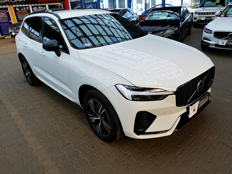 Volvo XC 60 R-DESING+Skóra+Harman/Kardon+NAVI 1WŁ KRAJ 3Lata GWARANCJA Bezwyp F23% II (2017-)