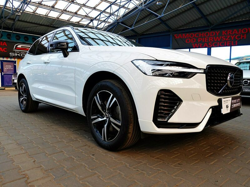 Volvo XC 60 R-DESING+Skóra+Harman/Kardon+NAVI 1WŁ KRAJ 3Lata GWARANCJA Bezwyp F23% II (2017-)