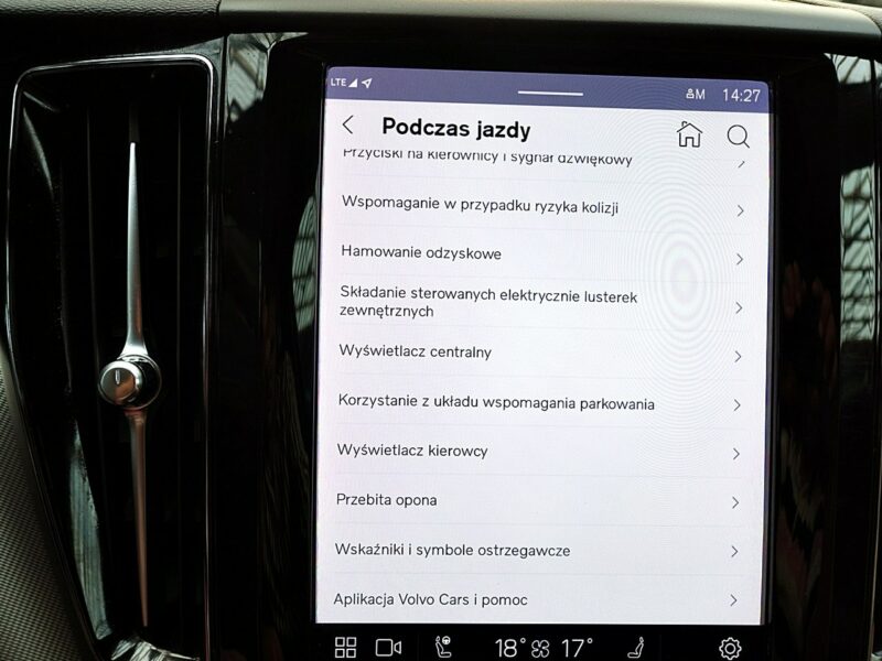 Volvo XC 60 R-DESING+Skóra+Harman/Kardon+NAVI 1WŁ KRAJ 3Lata GWARANCJA Bezwyp F23% II (2017-)