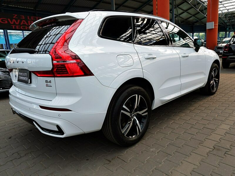 Volvo XC 60 R-DESING+Skóra+Harman/Kardon+NAVI 1WŁ KRAJ 3Lata GWARANCJA Bezwyp F23% II (2017-)