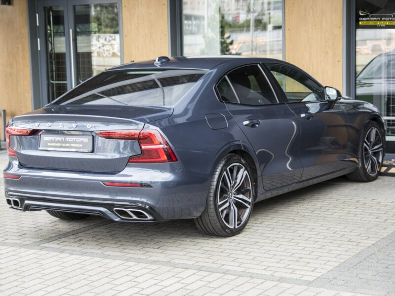 Volvo S60 R-design / LEDY/ Line Assist / Podgrzewana kierow / Gwarancja / FV23% III (2018-)
