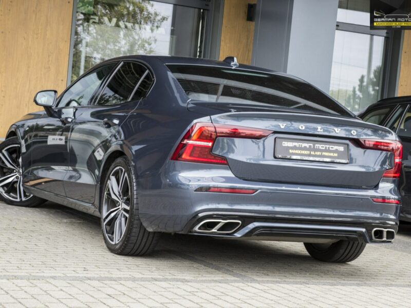 Volvo S60 R-design / LEDY/ Line Assist / Podgrzewana kierow / Gwarancja / FV23% III (2018-)