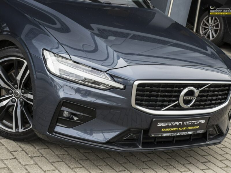 Volvo S60 R-design / LEDY/ Line Assist / Podgrzewana kierow / Gwarancja / FV23% III (2018-)