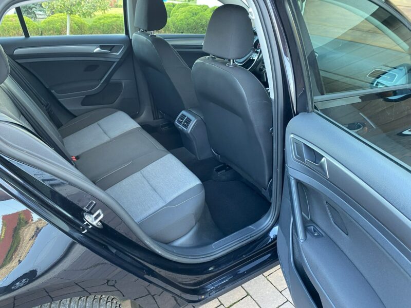 Volkswagen Golf VII 13r. benzyna 5 drzwi bezwypadkowy z Niemiec VII (2012-)