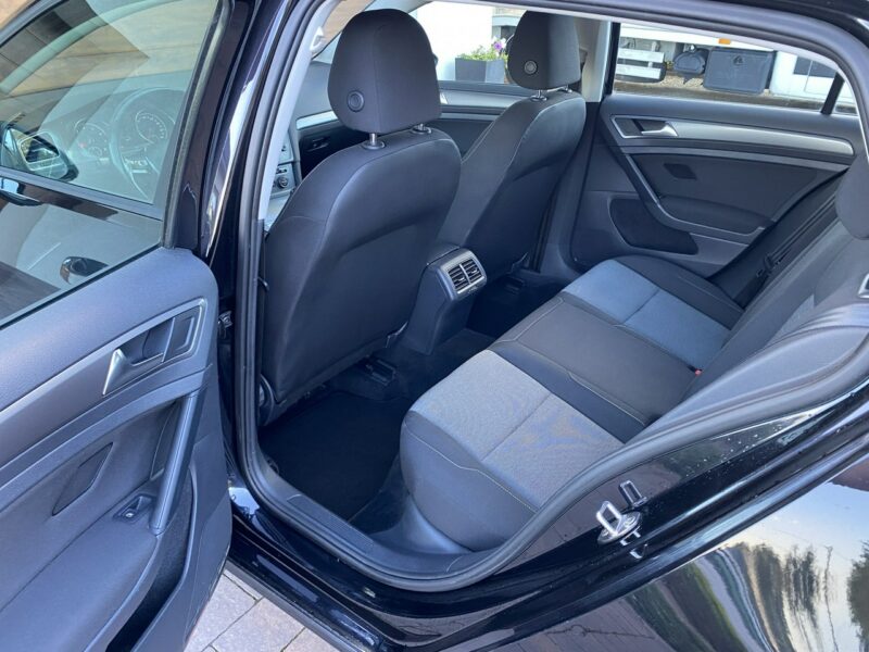 Volkswagen Golf VII 13r. benzyna 5 drzwi bezwypadkowy z Niemiec VII (2012-)