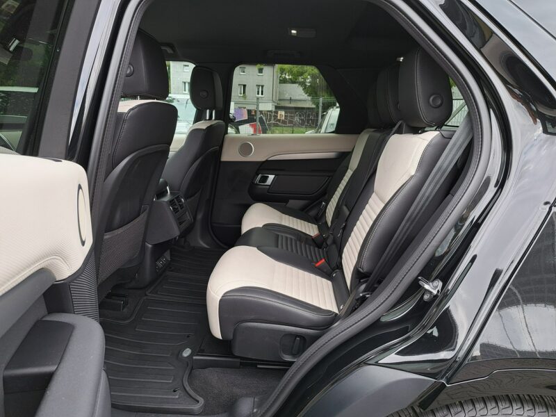 Land Rover Discovery MY23.5 3.0D I6 249 KM AWD Auto / R-Dynamic S / 7-os. / SalonPL / FV23% V (2017-)