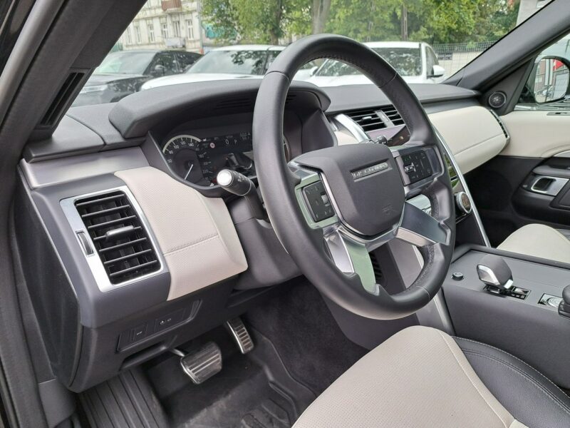 Land Rover Discovery MY23.5 3.0D I6 249 KM AWD Auto / R-Dynamic S / 7-os. / SalonPL / FV23% V (2017-)