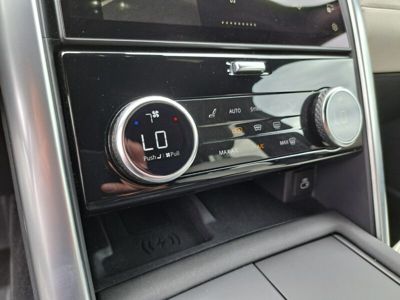 Land Rover Discovery MY23.5 3.0D I6 249 KM AWD Auto / R-Dynamic S / 7-os. / SalonPL / FV23% V (2017-)