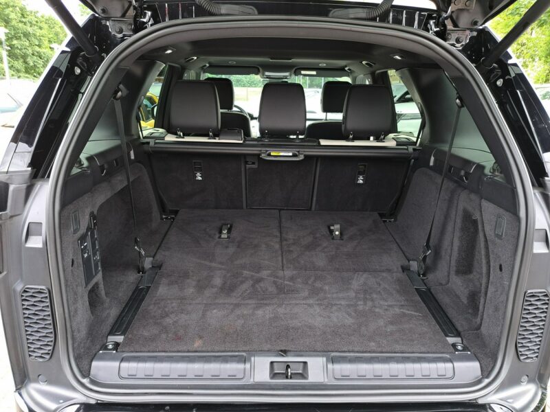 Land Rover Discovery MY23.5 3.0D I6 249 KM AWD Auto / R-Dynamic S / 7-os. / SalonPL / FV23% V (2017-)